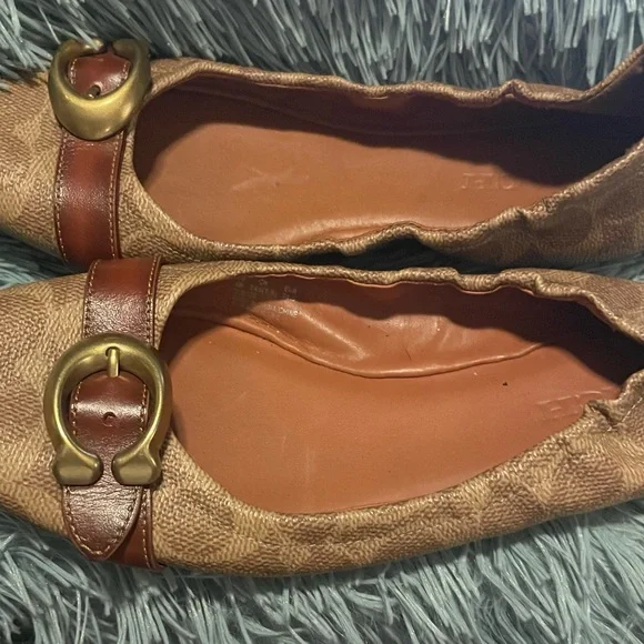Coach Tan and Brown Women's Flats - Picture 2 of 4